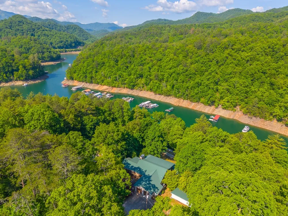 PANTHER CREEK DEV Almond, NC 28702