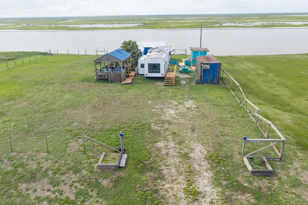983 Canal Drive Sargent, TX 77414