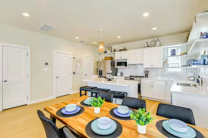 434 Oleander Street #11 Port Aransas, TX 78373