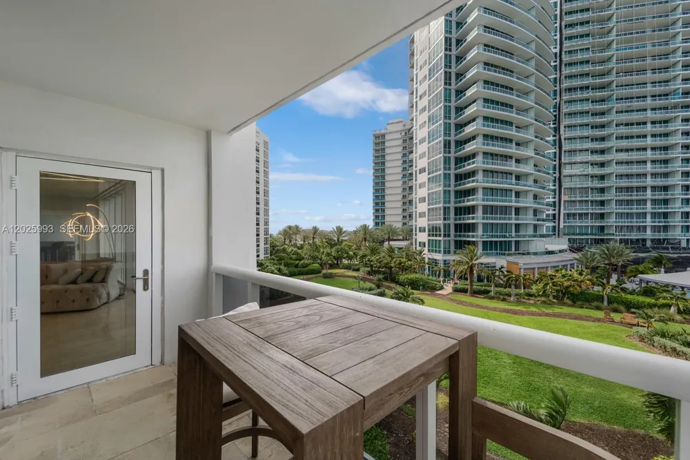 10275 Collins Ave #507 Bal Harbour, FL 33154