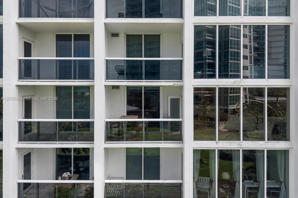 10275 Collins Ave #507 Bal Harbour, FL 33154