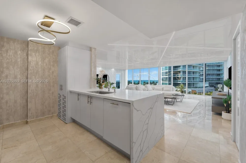 10275 Collins Ave #507 Bal Harbour, FL 33154