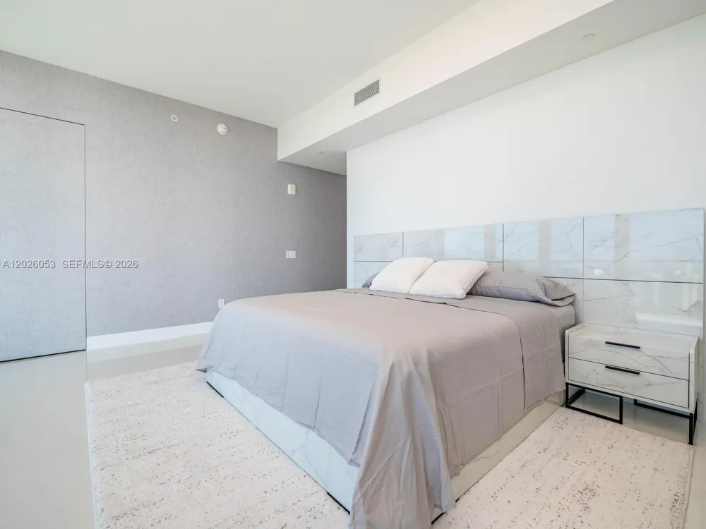 18975 Collins Ave #3105 Sunny Isles Beach, FL 33160