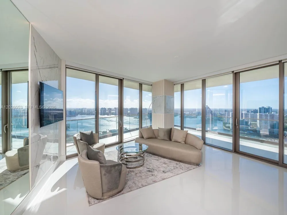 18975 Collins Ave #3105 Sunny Isles Beach, FL 33160