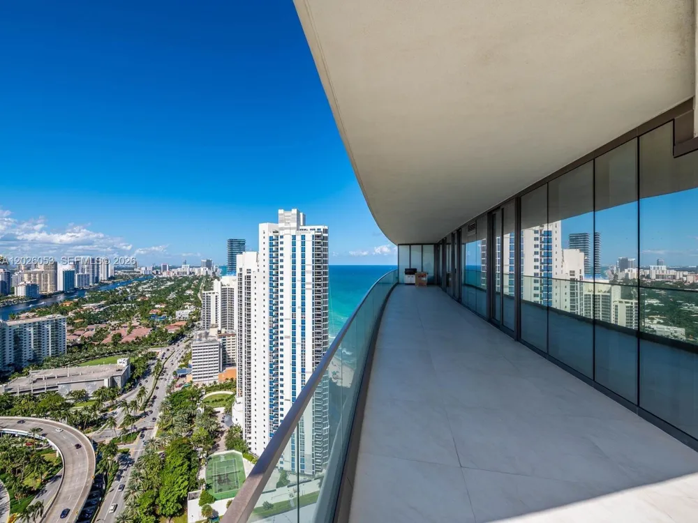 18975 Collins Ave #3105 Sunny Isles Beach, FL 33160