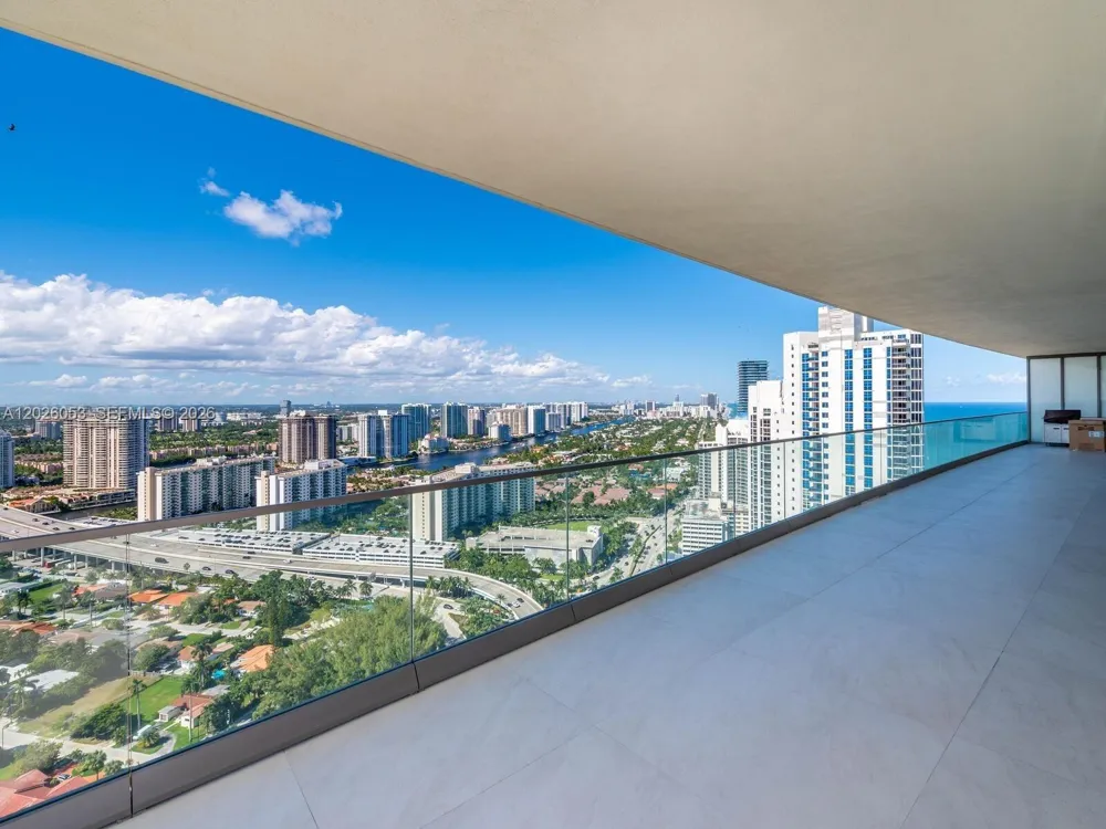 18975 Collins Ave #3105 Sunny Isles Beach, FL 33160