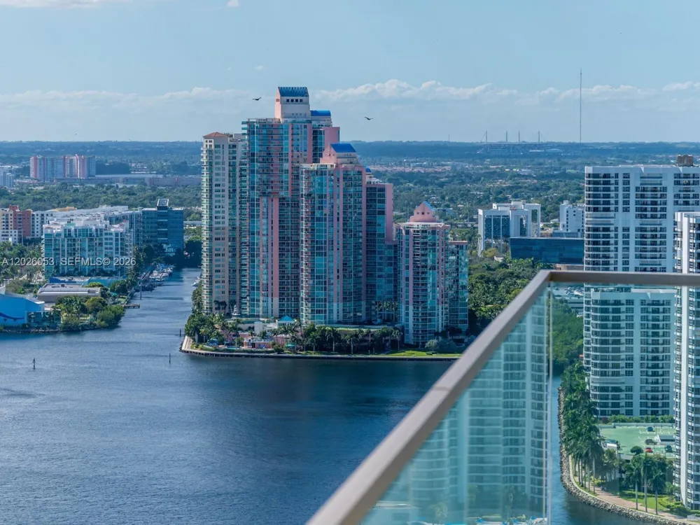 18975 Collins Ave #3105 Sunny Isles Beach, FL 33160
