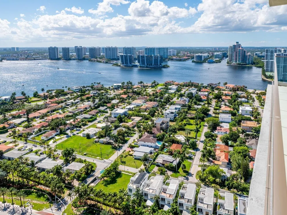 18975 Collins Ave #3105 Sunny Isles Beach, FL 33160