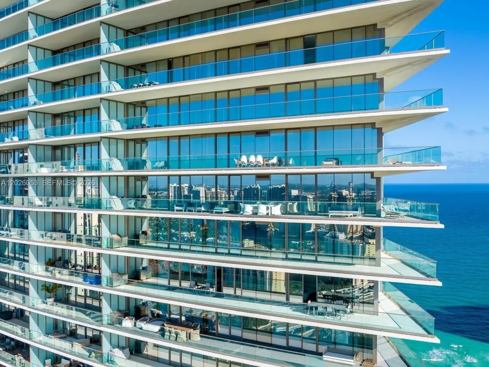 18975 Collins Ave #3105 Sunny Isles Beach, FL 33160