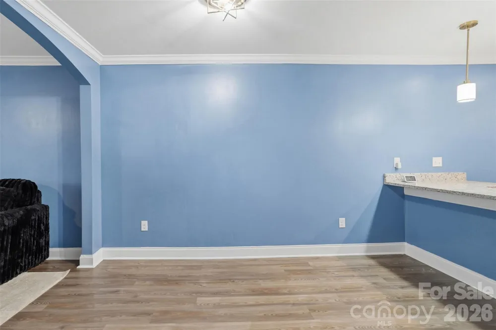 1629 Oak Leaf Drive Hickory, NC 28601