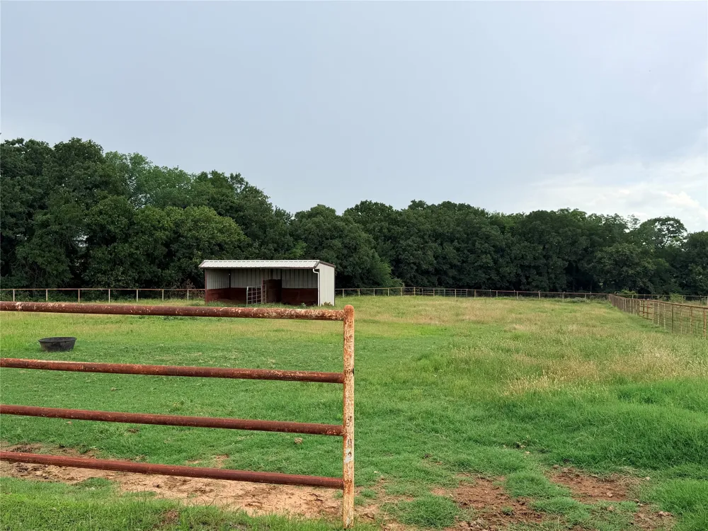6832 Fm 2931 Aubrey, TX 76227