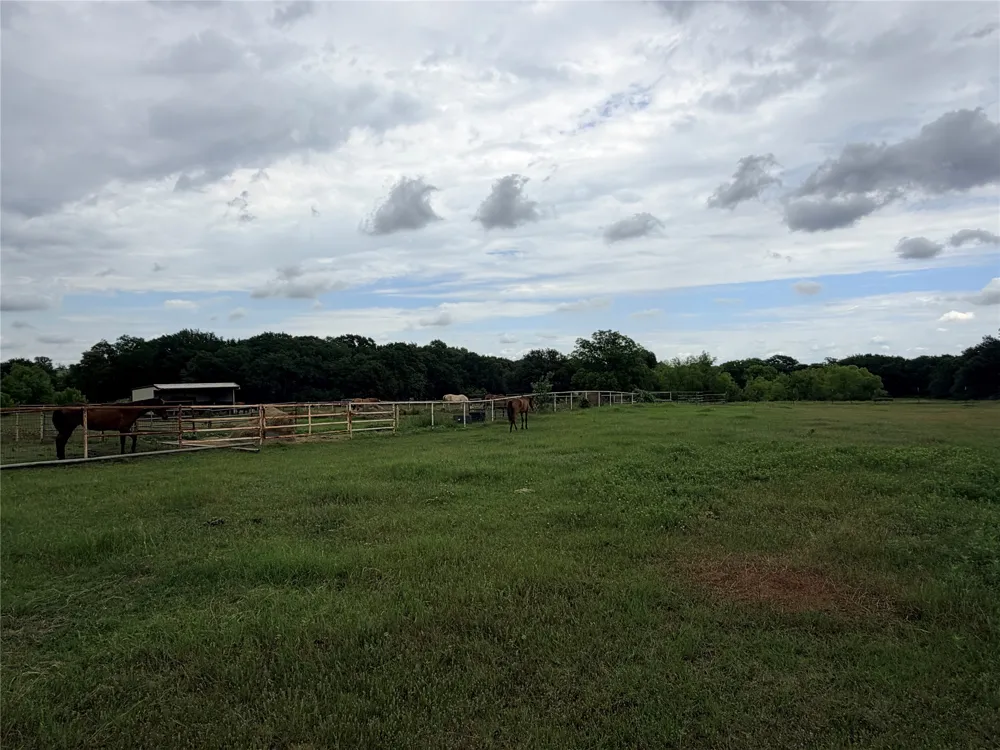 6832 Fm 2931 Aubrey, TX 76227