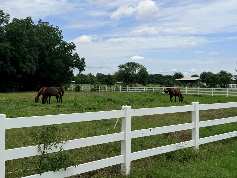 6832 Fm 2931 Aubrey, TX 76227