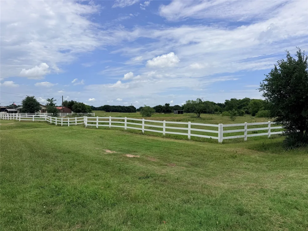 6832 Fm 2931 Aubrey, TX 76227