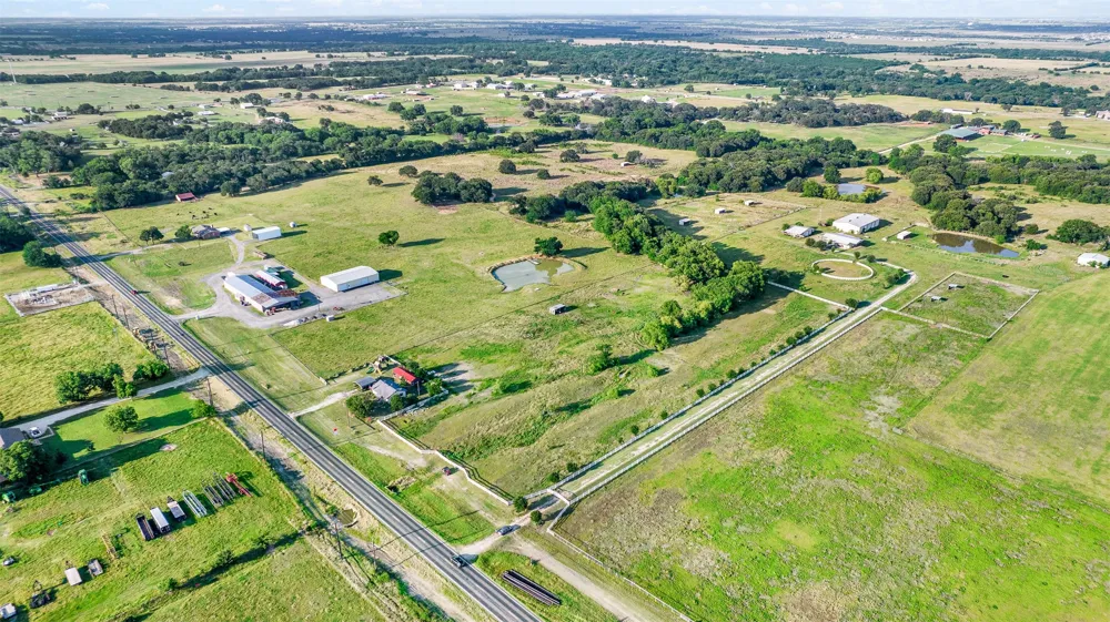 6832 Fm 2931 Aubrey, TX 76227