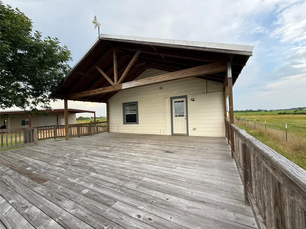 1240 Crooked Road Cat Spring, TX 78933