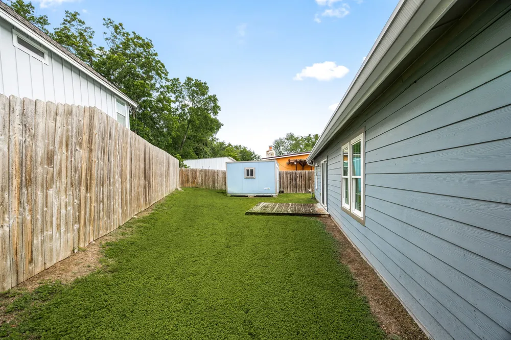 7802 Elderberry Drive Austin, TX 78745