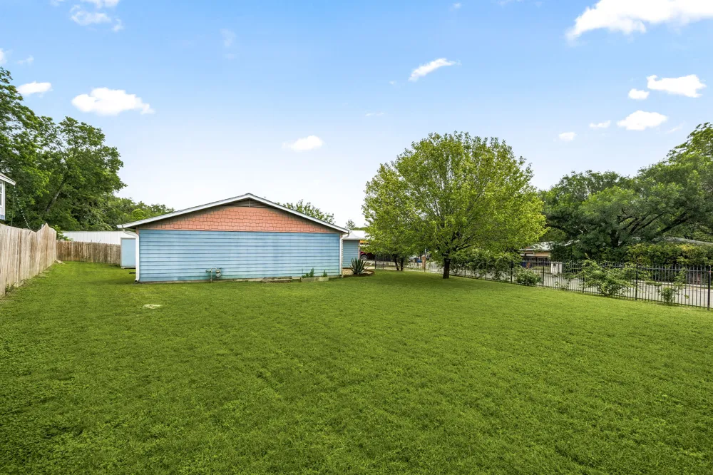 7802 Elderberry Drive Austin, TX 78745