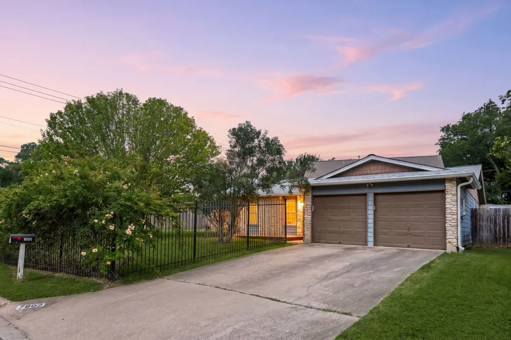 7802 Elderberry Drive Austin, TX 78745
