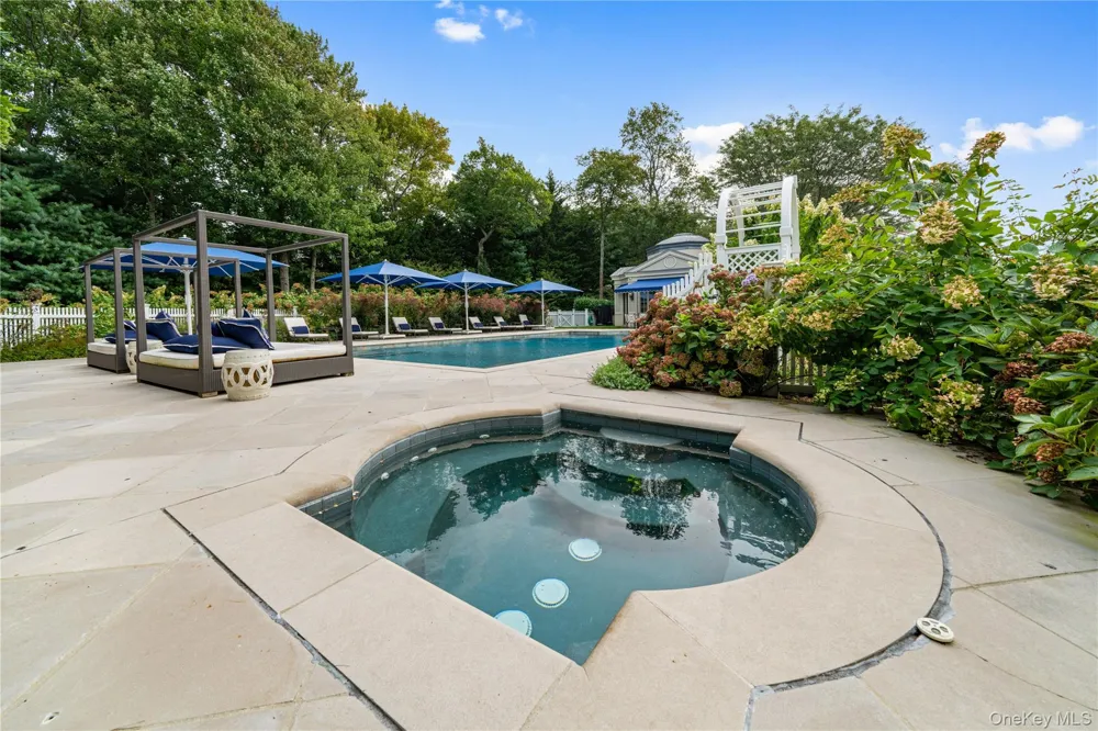 1985-4 Cedar Swamp Road Brookville, NY 11545