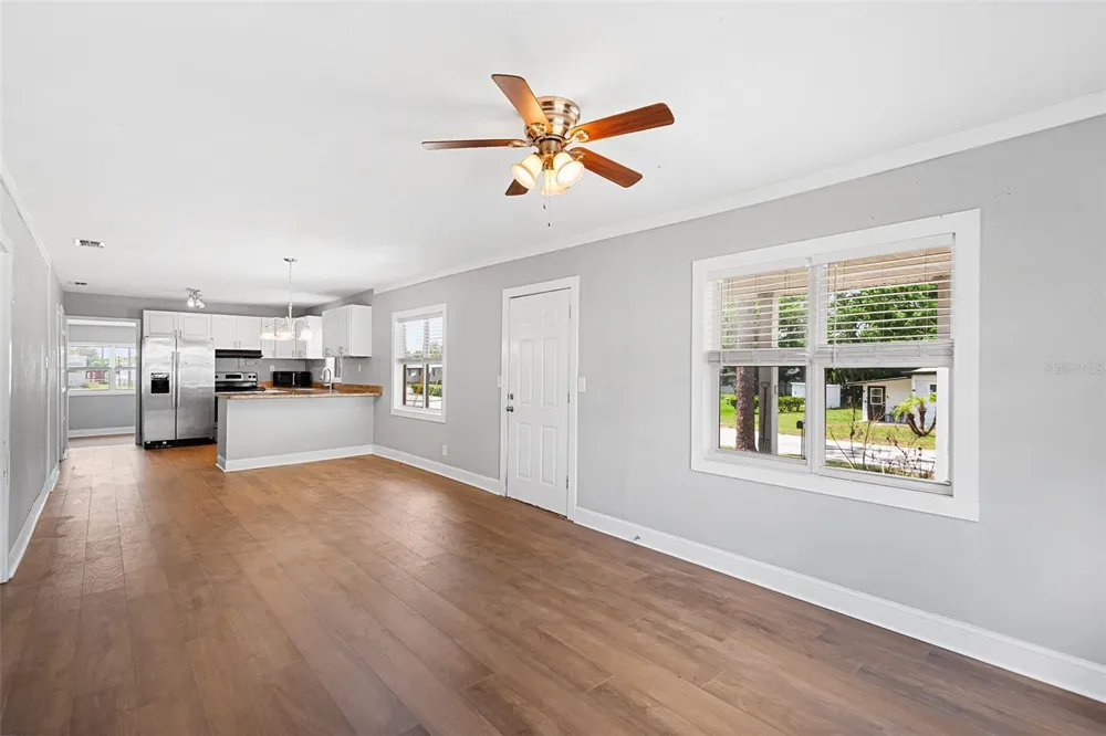 39014 KIRKLAND DRIVE Zephyrhills, FL 33542