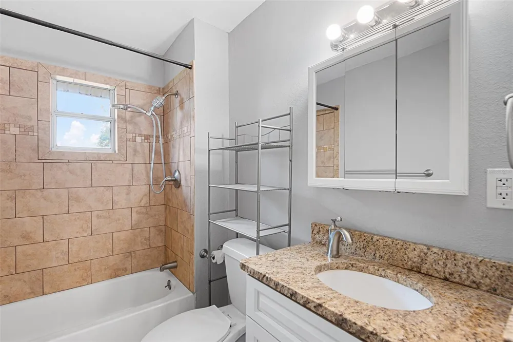 39014 KIRKLAND DRIVE Zephyrhills, FL 33542