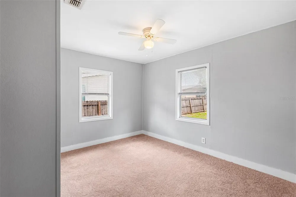 39014 KIRKLAND DRIVE Zephyrhills, FL 33542