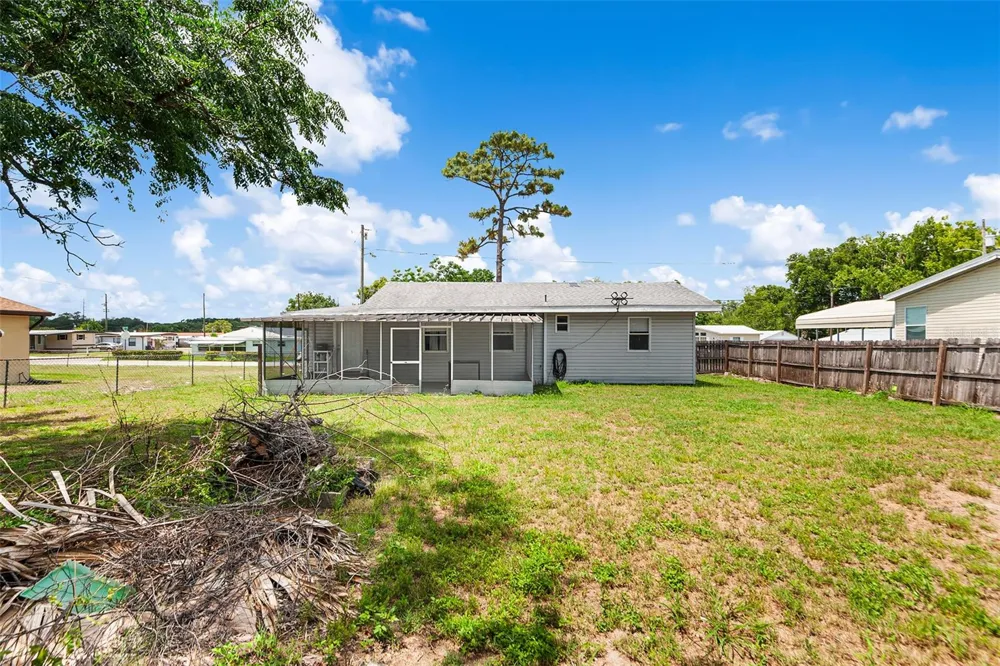 39014 KIRKLAND DRIVE Zephyrhills, FL 33542