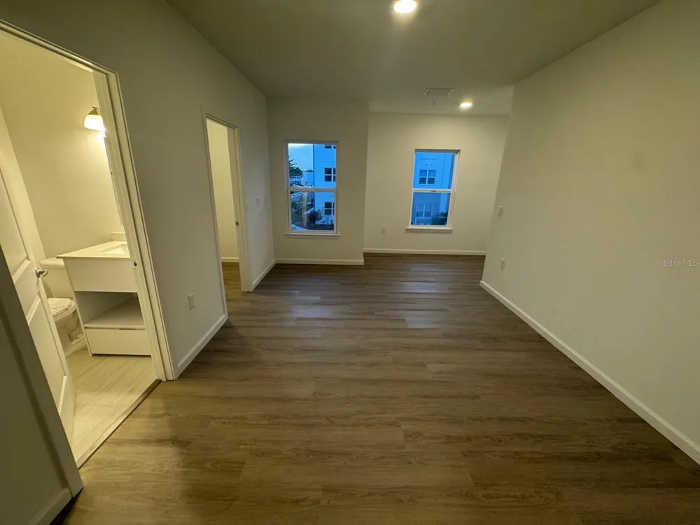 1209 SOUTHSTATION PLACE #306 Orlando, FL 32809