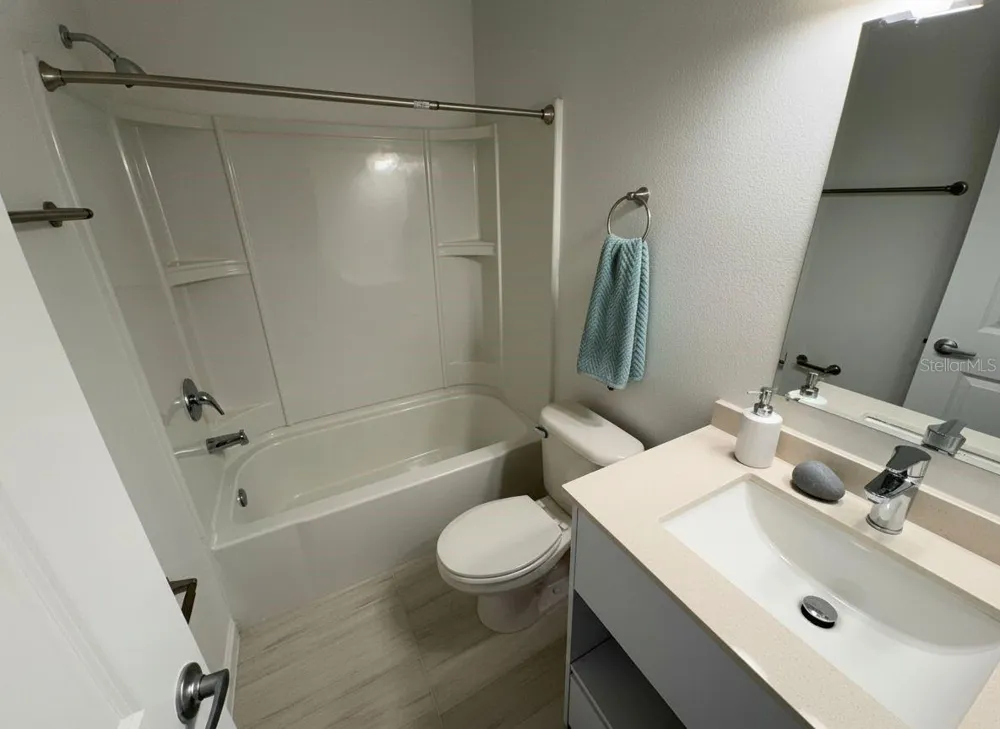 1209 SOUTHSTATION PLACE #306 Orlando, FL 32809