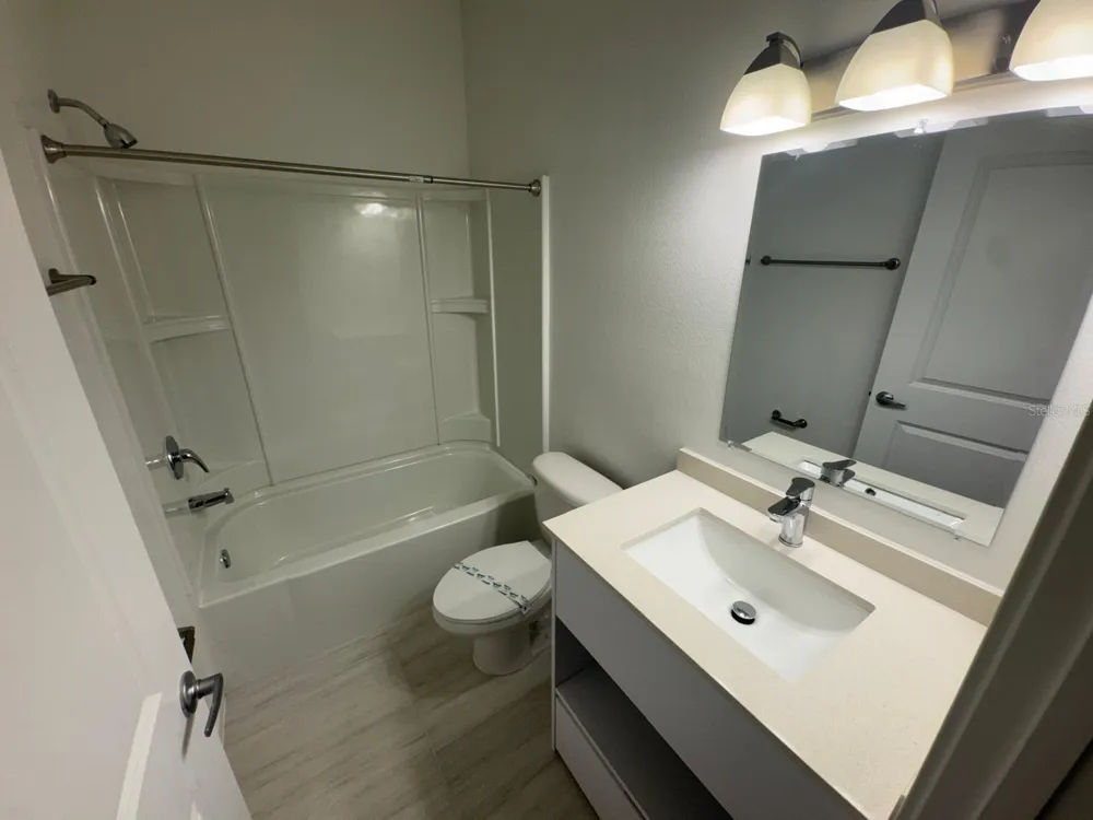 1209 SOUTHSTATION PLACE #306 Orlando, FL 32809