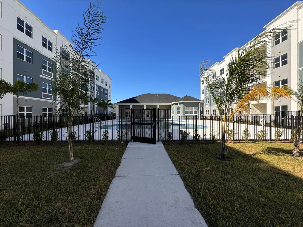 1209 SOUTHSTATION PLACE #306 Orlando, FL 32809