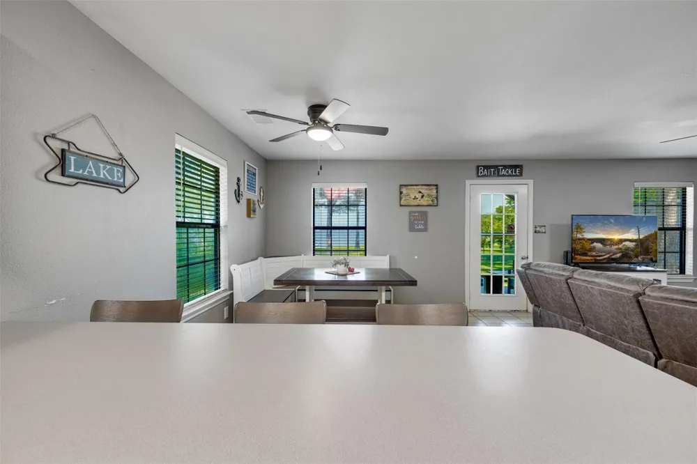 4479 Sunrise Drive Chandler, TX 75758