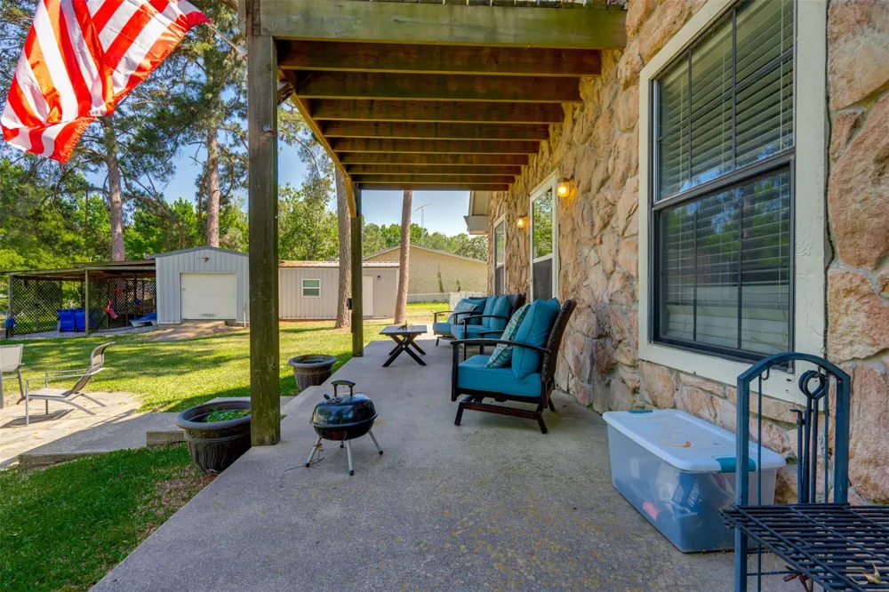 4479 Sunrise Drive Chandler, TX 75758