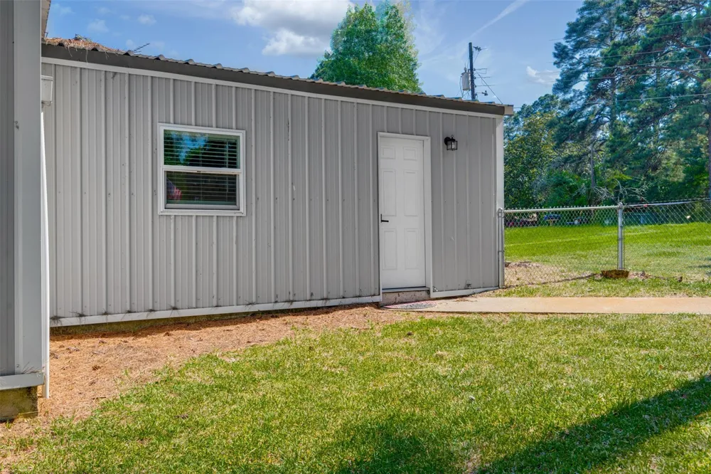 4479 Sunrise Drive Chandler, TX 75758
