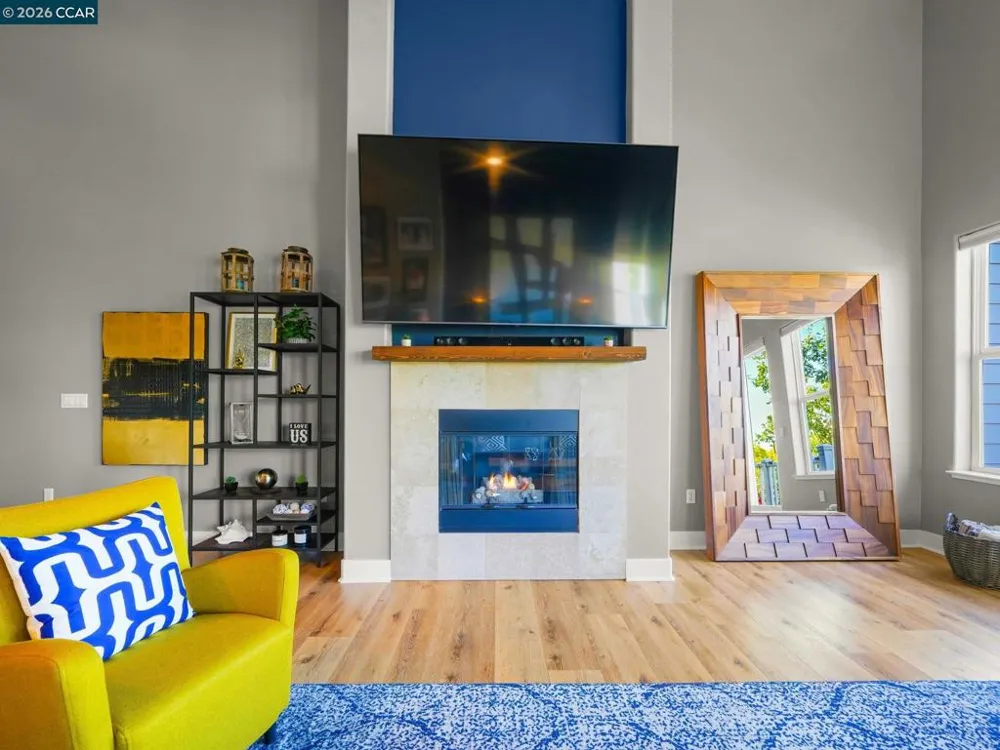 228 1St St Benicia, CA 94510