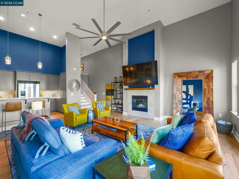 228 1St St Benicia, CA 94510