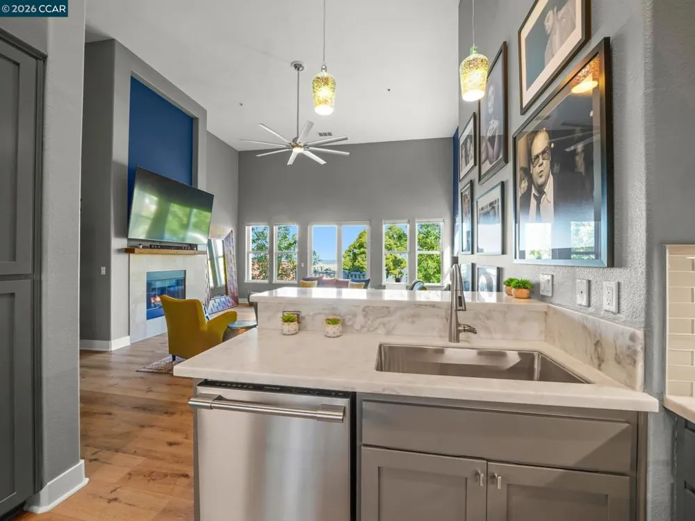 228 1St St Benicia, CA 94510