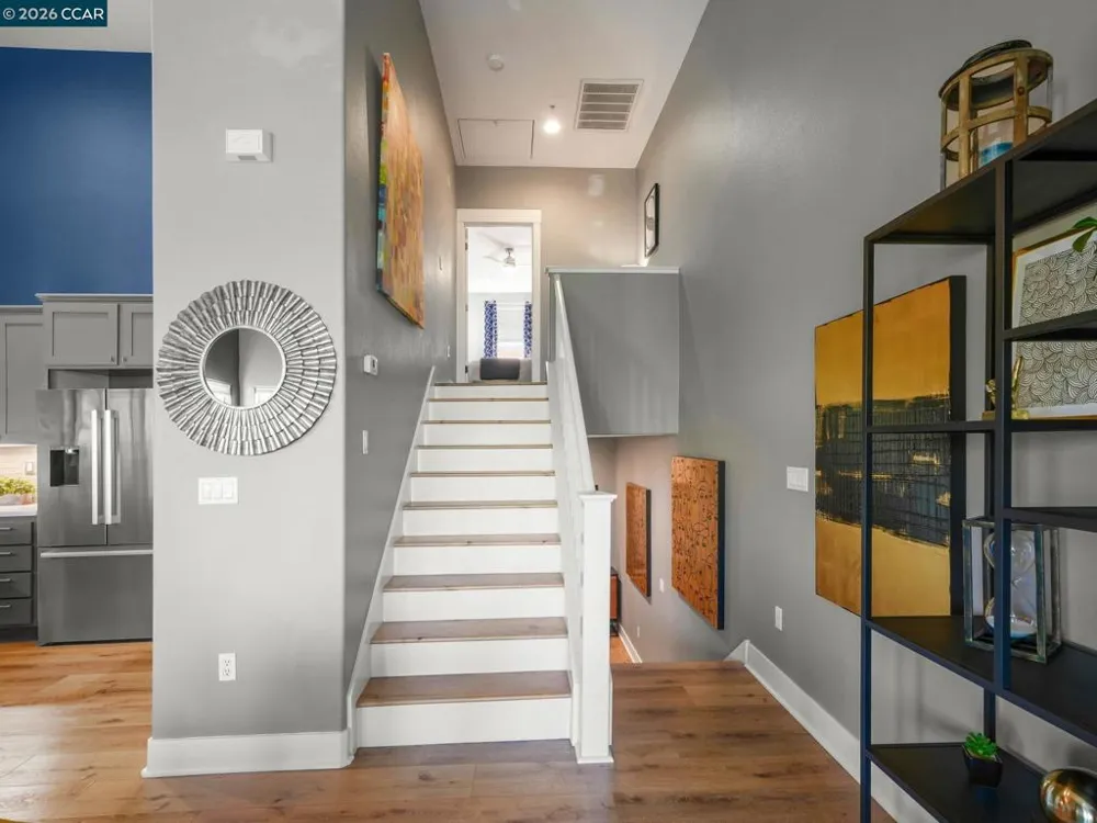 228 1St St Benicia, CA 94510