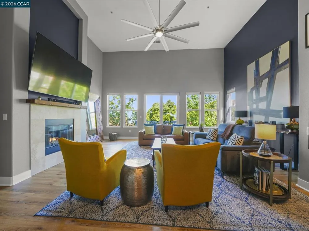 228 1St St Benicia, CA 94510