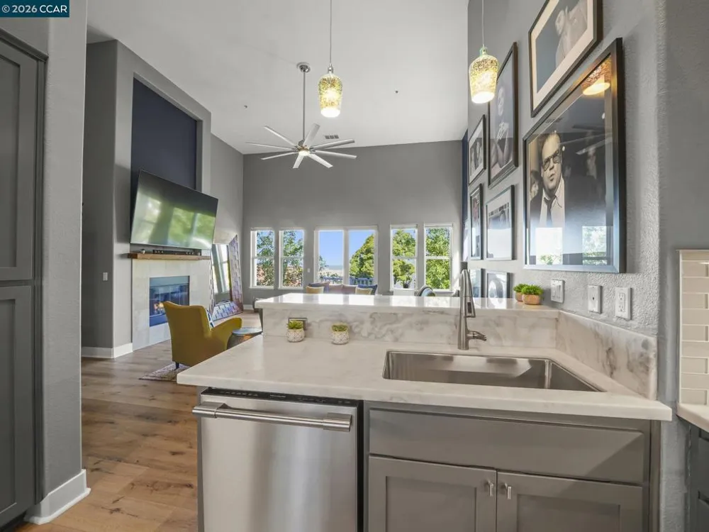 228 1St St Benicia, CA 94510