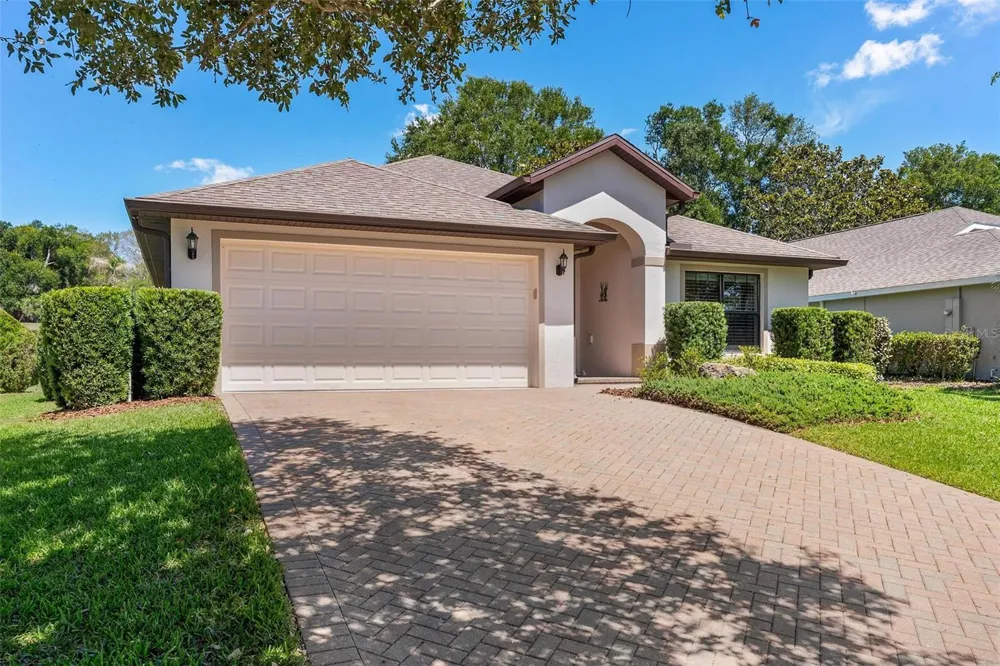 6115 LANDINGS BOULEVARD Lady Lake, FL 32159