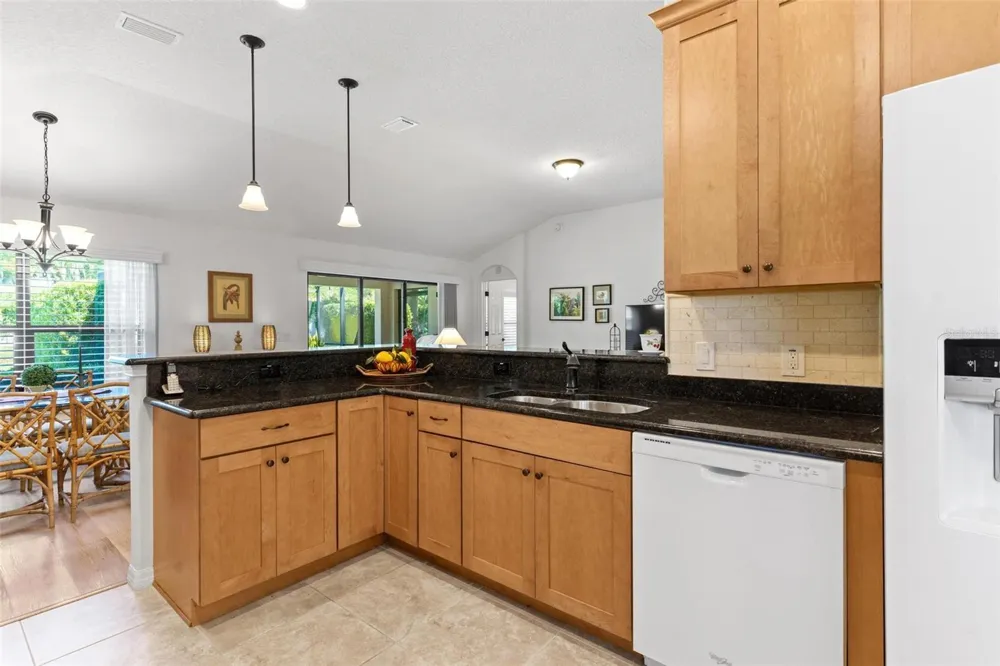 6115 LANDINGS BOULEVARD Lady Lake, FL 32159