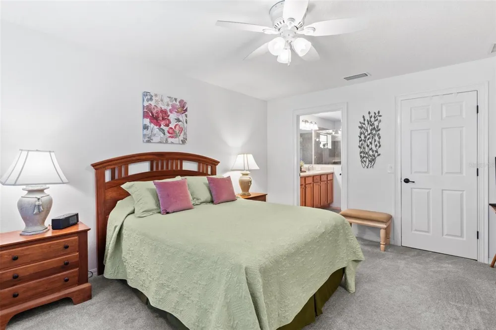 6115 LANDINGS BOULEVARD Lady Lake, FL 32159