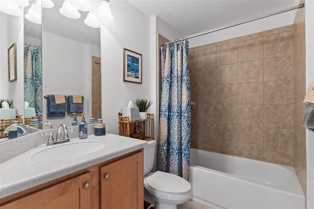 6115 LANDINGS BOULEVARD Lady Lake, FL 32159