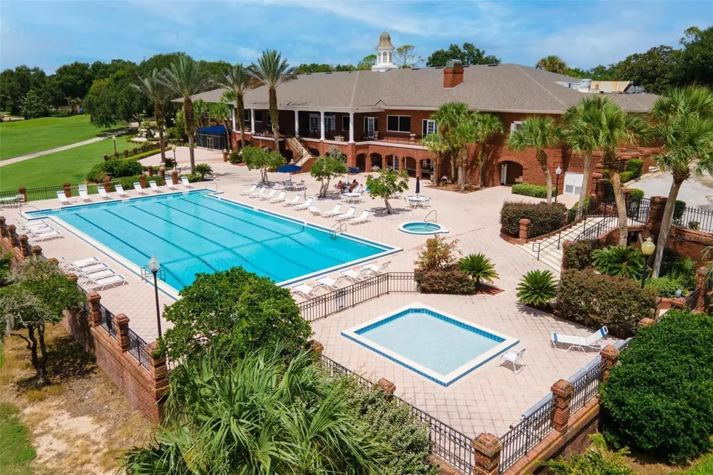 6115 LANDINGS BOULEVARD Lady Lake, FL 32159