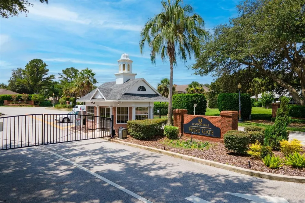 6115 LANDINGS BOULEVARD Lady Lake, FL 32159