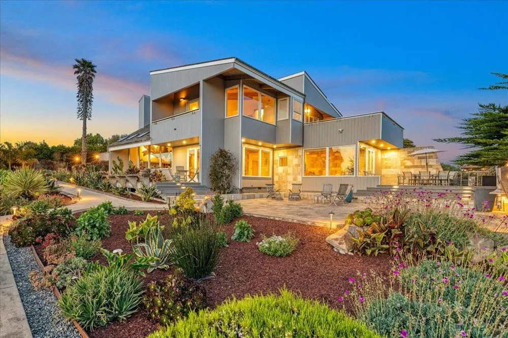405 Heather Point Lane Watsonville, CA 95076
