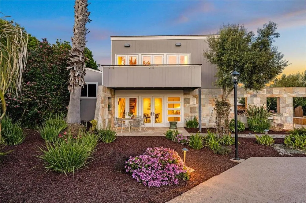 405 Heather Point Lane Watsonville, CA 95076