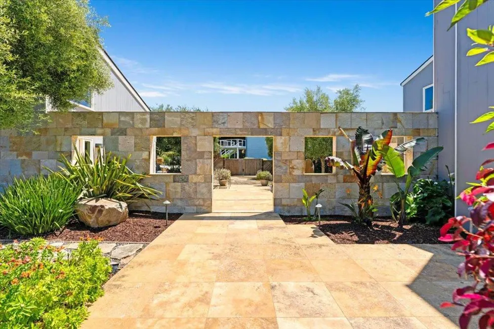405 Heather Point Lane Watsonville, CA 95076